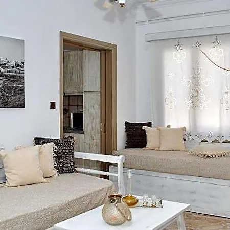 Grandma's Elegant In Naxos Town فندق 2*