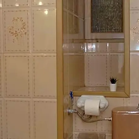 Grandma's Elegant In Naxos Town Hotel 2*
